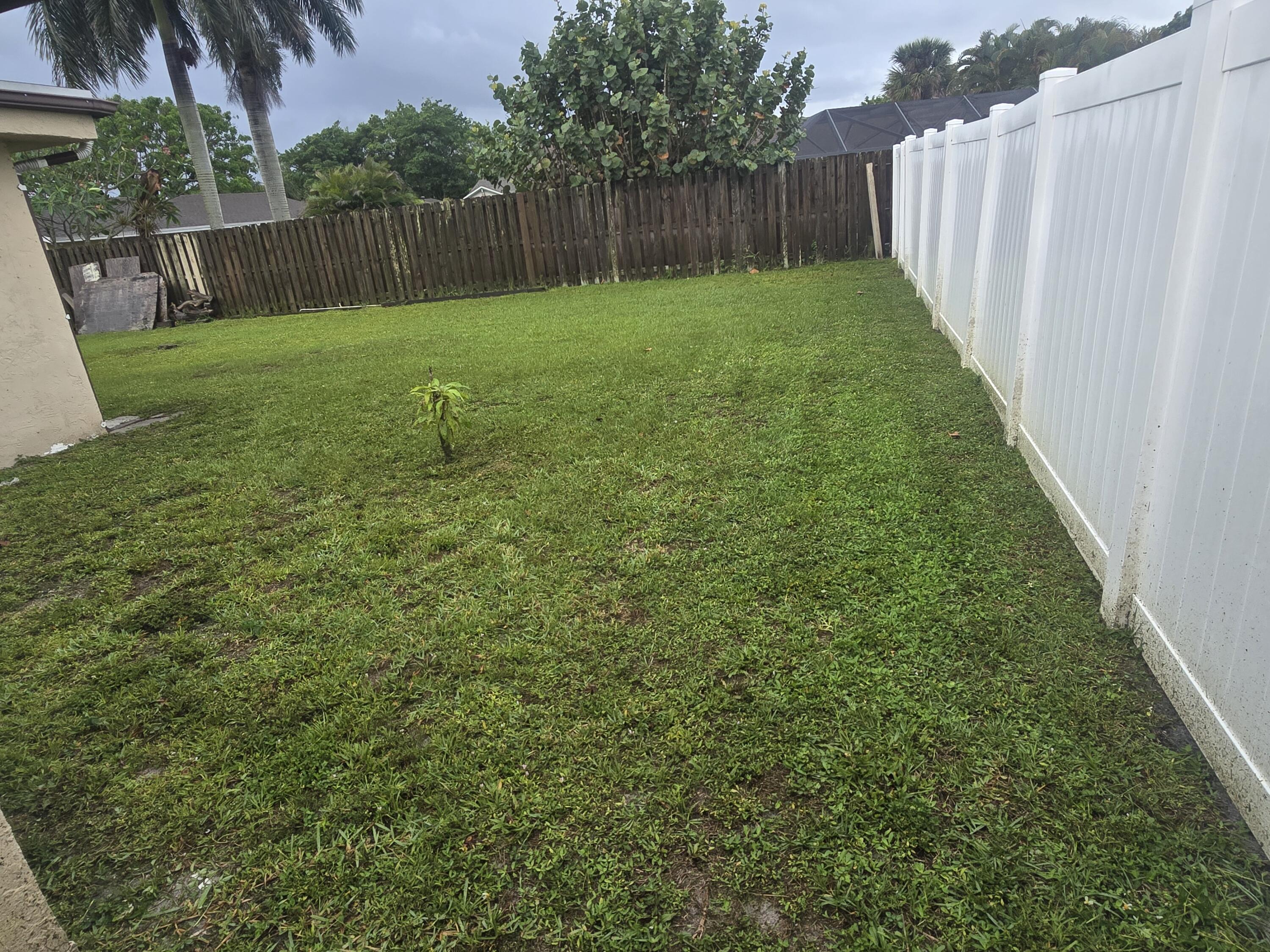 4941 Marbella Road North West Palm Beach, FL 33417 - Photo 4 of 18 pic17