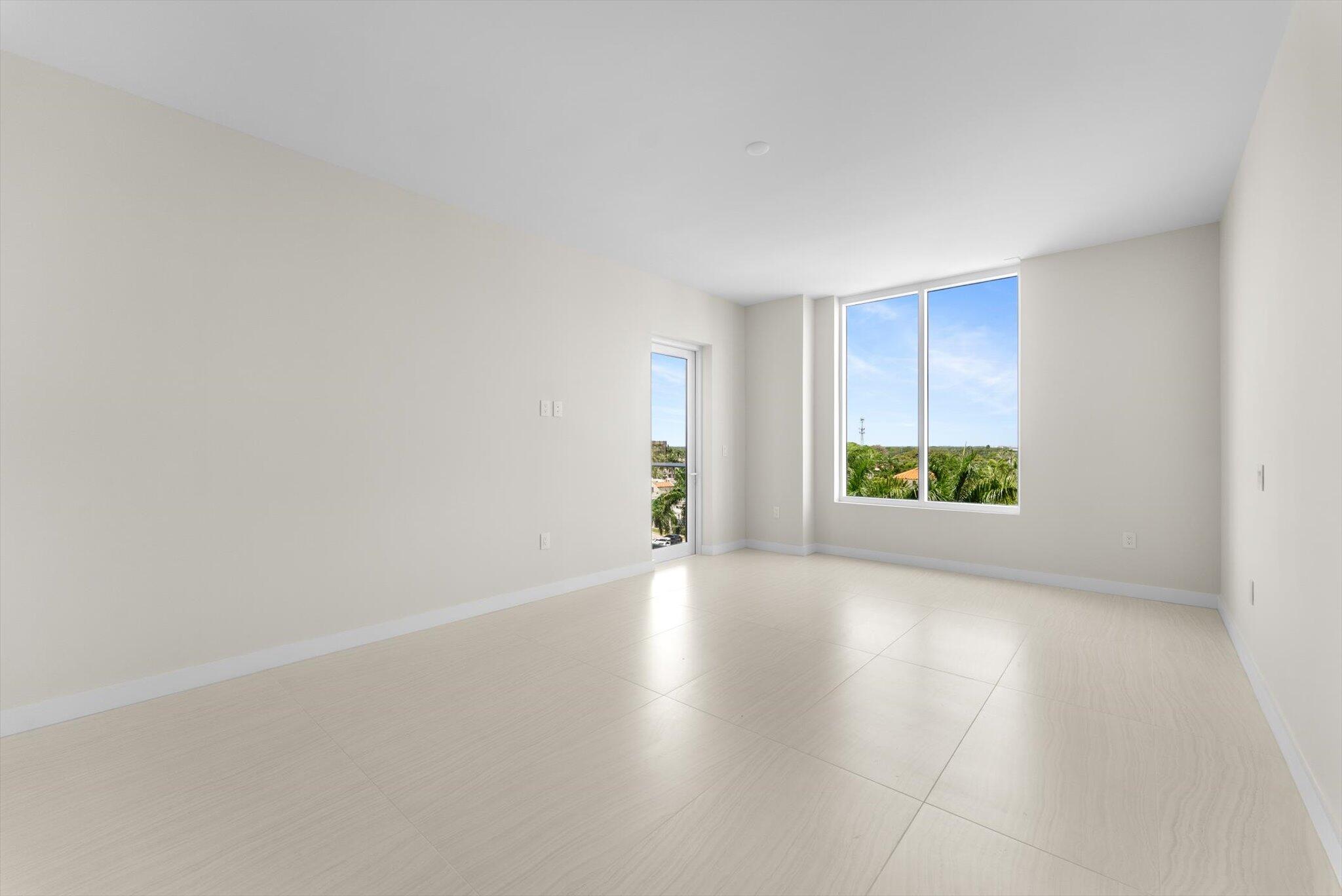 220 Southeast Mizner Boulevard, Unit 609 Boca Raton, FL 33432 - Photo 26 of 63 a view of an empty room with a window