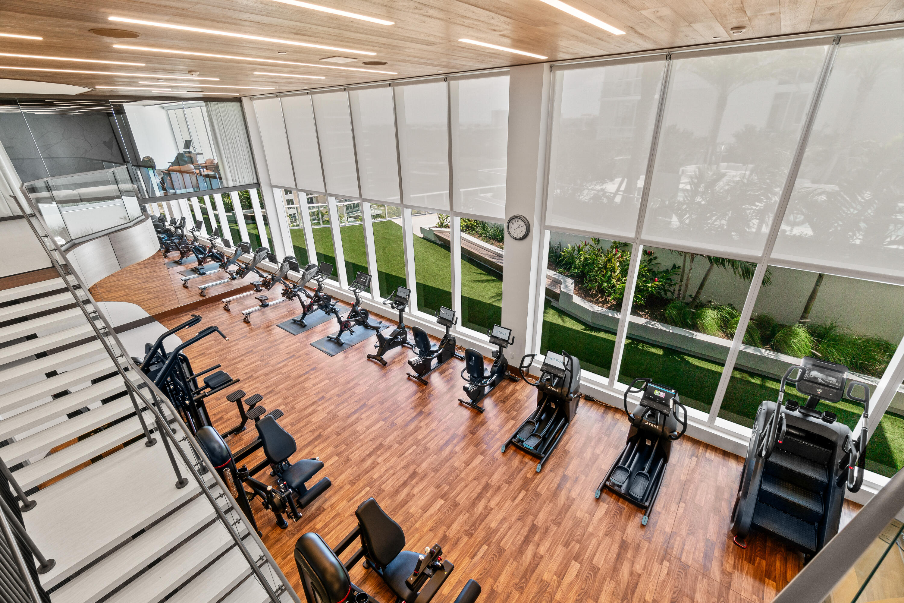 220 Southeast Mizner Boulevard, Unit 609 Boca Raton, FL 33432 - Photo 46 of 63 Alina 220 Gym from above (1)