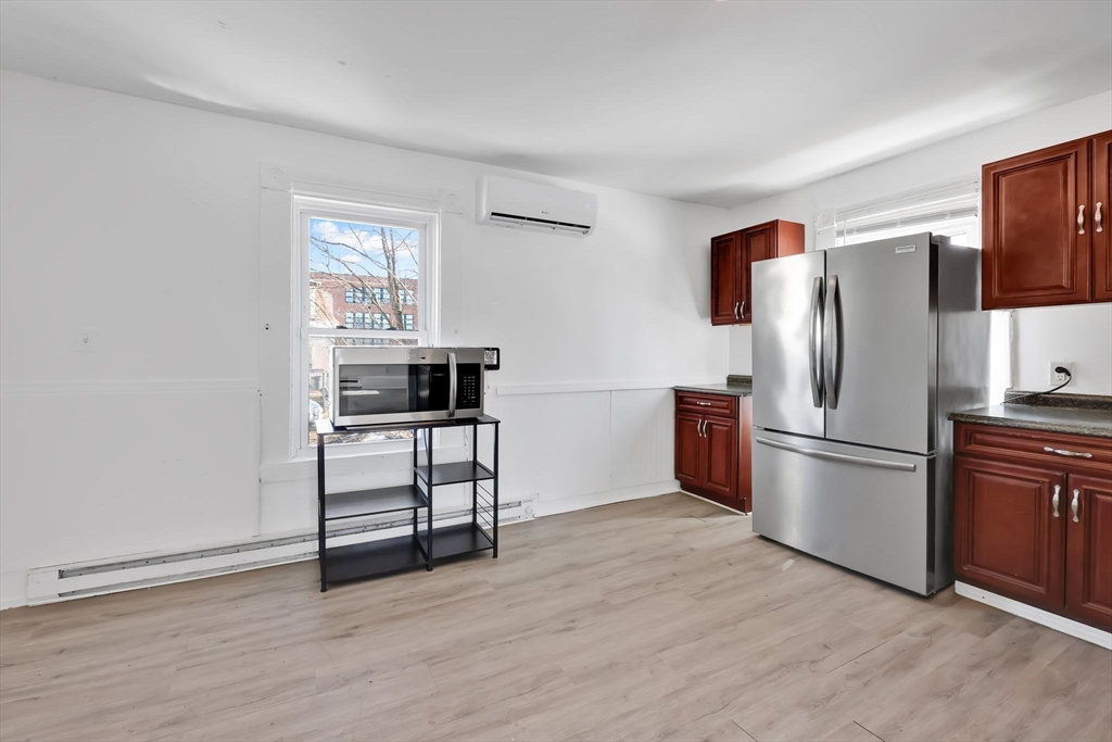 10 Hemlock Court Springfield, MA 01105 - Photo 14 of 23