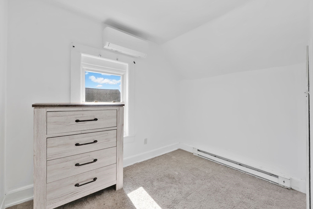 10 Hemlock Court Springfield, MA 01105 - Photo 18 of 23