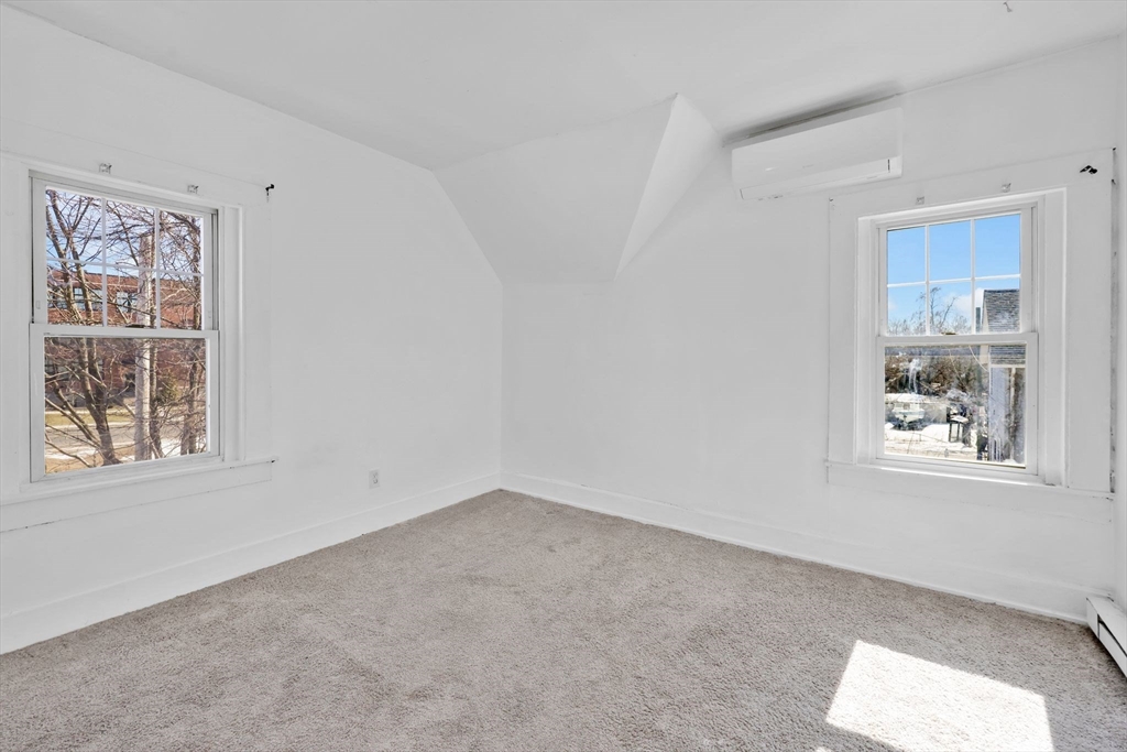 10 Hemlock Court Springfield, MA 01105 - Photo 20 of 23