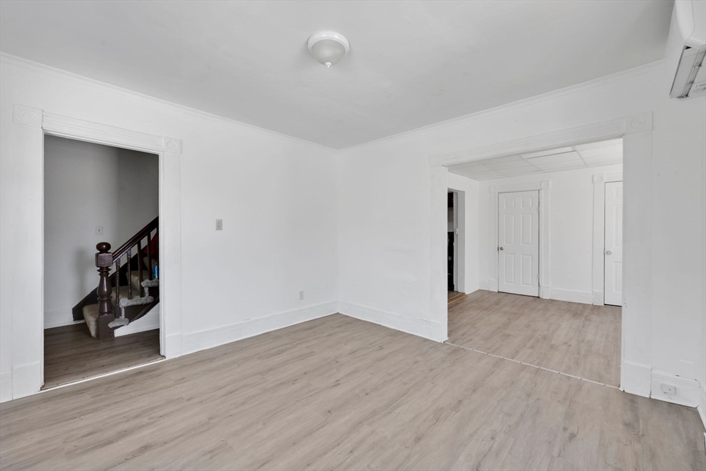 10 Hemlock Court Springfield, MA 01105 - Photo 6 of 23