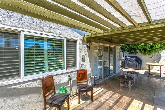 $333,999 | 199 Summit View Drive, Unit E, Calimesa, CA 92320