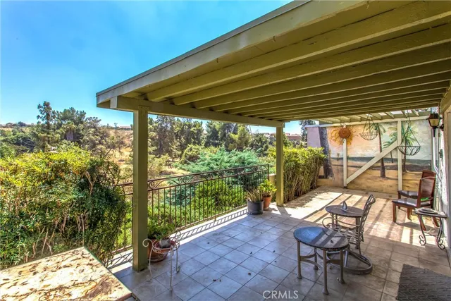 $333,999 | 199 Summit View Drive, Unit E, Calimesa, CA 92320