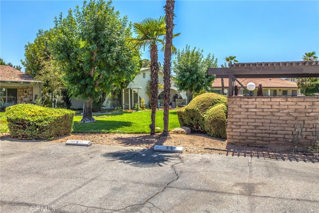 199 Summit View Drive, Unit E Calimesa, CA 92320 - Photo 30 of 31