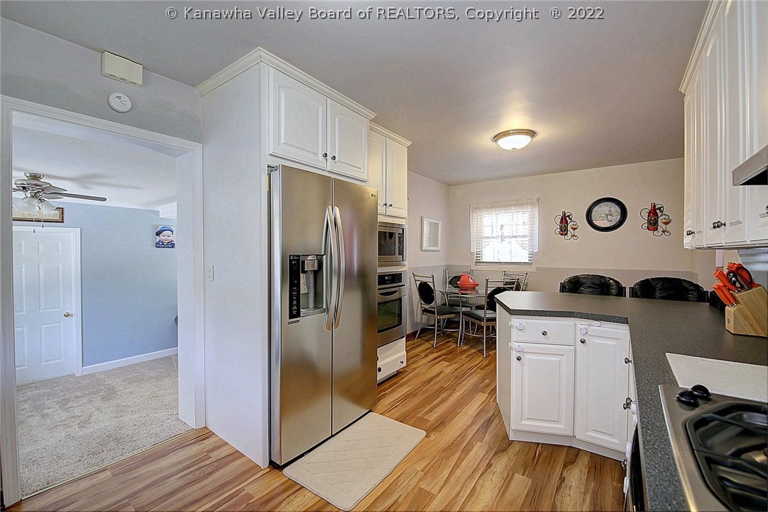 5204 Elk River Road South Elkview, WV 25071 - Photo 16 of 30 Gallery Image 16