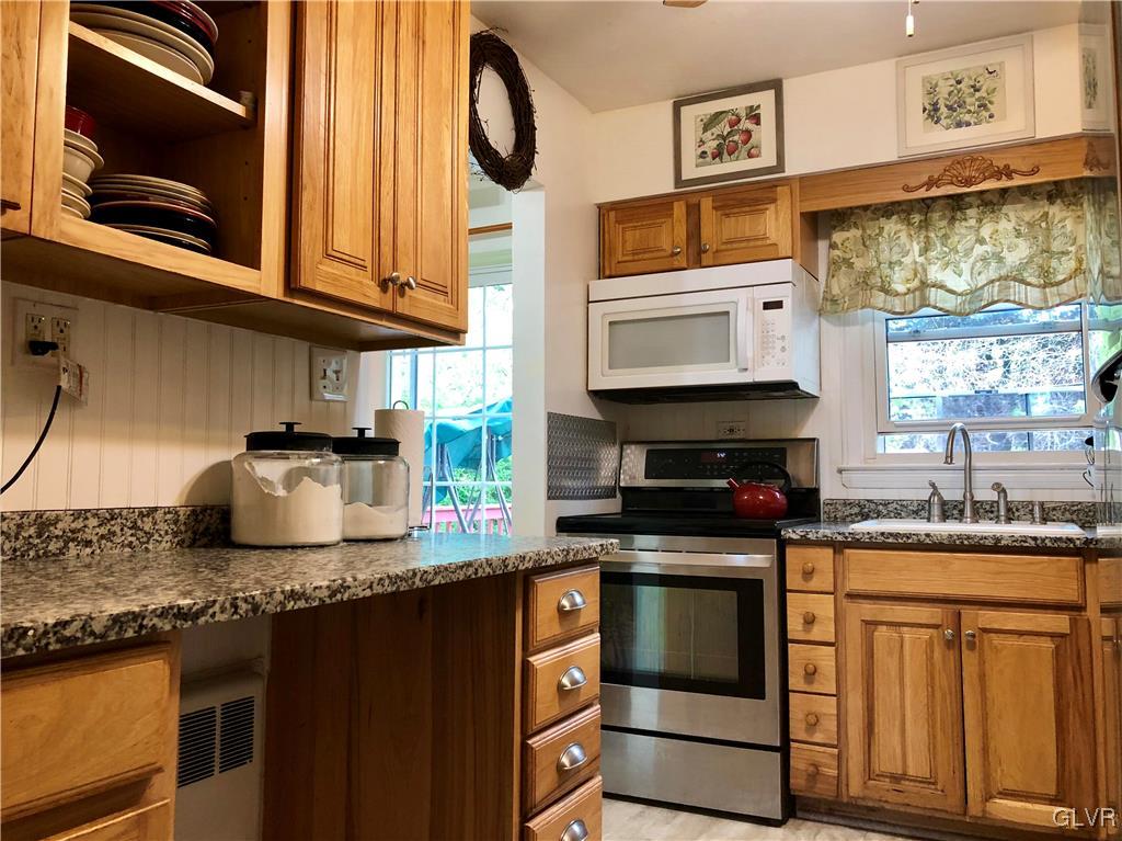 2033 Butztown Road Bethlehem, PA 18017 - Photo 3 of 21 Gallery Image 3