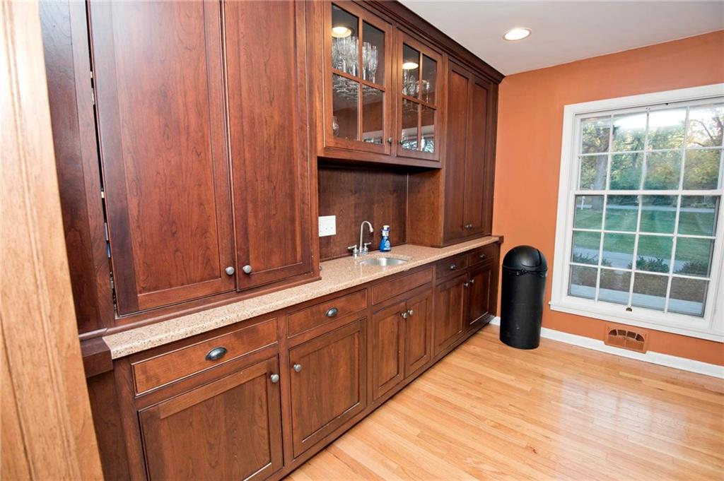 6230 Dean Road Indianapolis, IN 46220 - Photo 12 of 23 Gallery Image 12