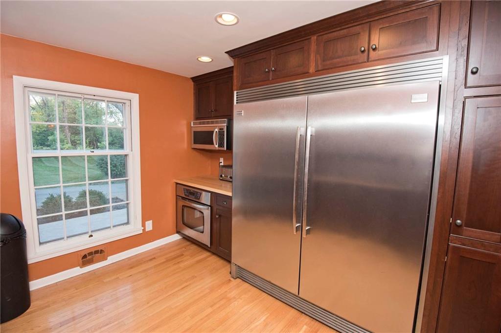 6230 Dean Road Indianapolis, IN 46220 - Photo 13 of 23 Gallery Image 13