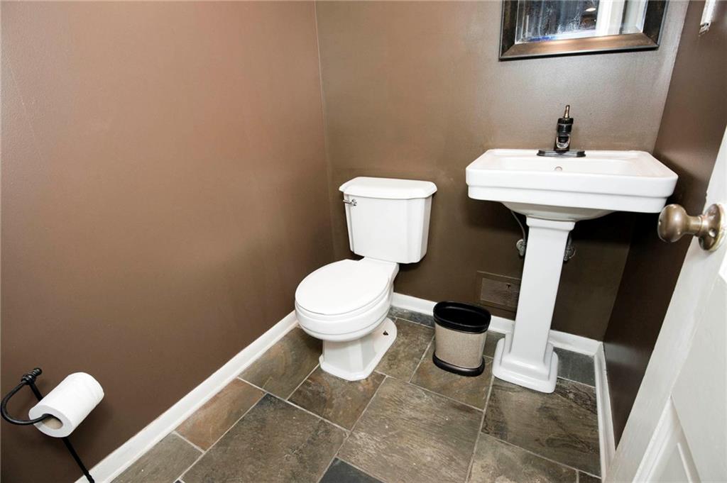 6230 Dean Road Indianapolis, IN 46220 - Photo 16 of 23 Gallery Image 16