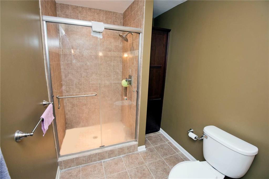 6230 Dean Road Indianapolis, IN 46220 - Photo 19 of 23 Gallery Image 19