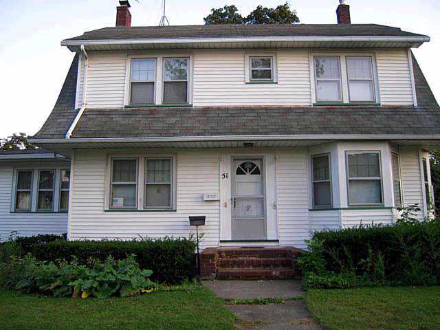 51 Hurstbourne Road Irondequoit, NY 14609 - Photo 1 of 1 Exterior Front