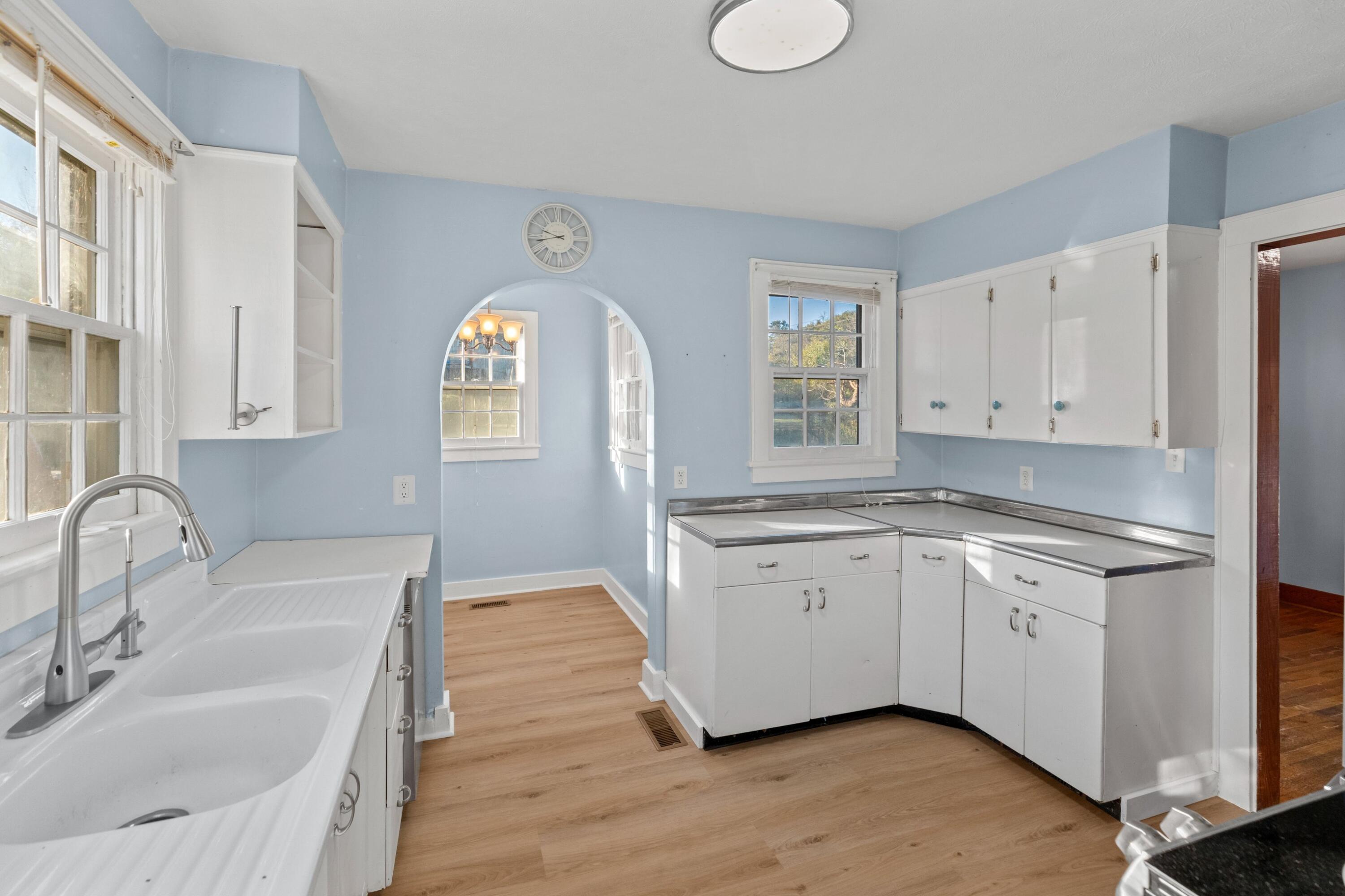 1575 Thompson Creek Road Morristown, TN 37813 - Photo 15 of 57 Thompson Creek RD