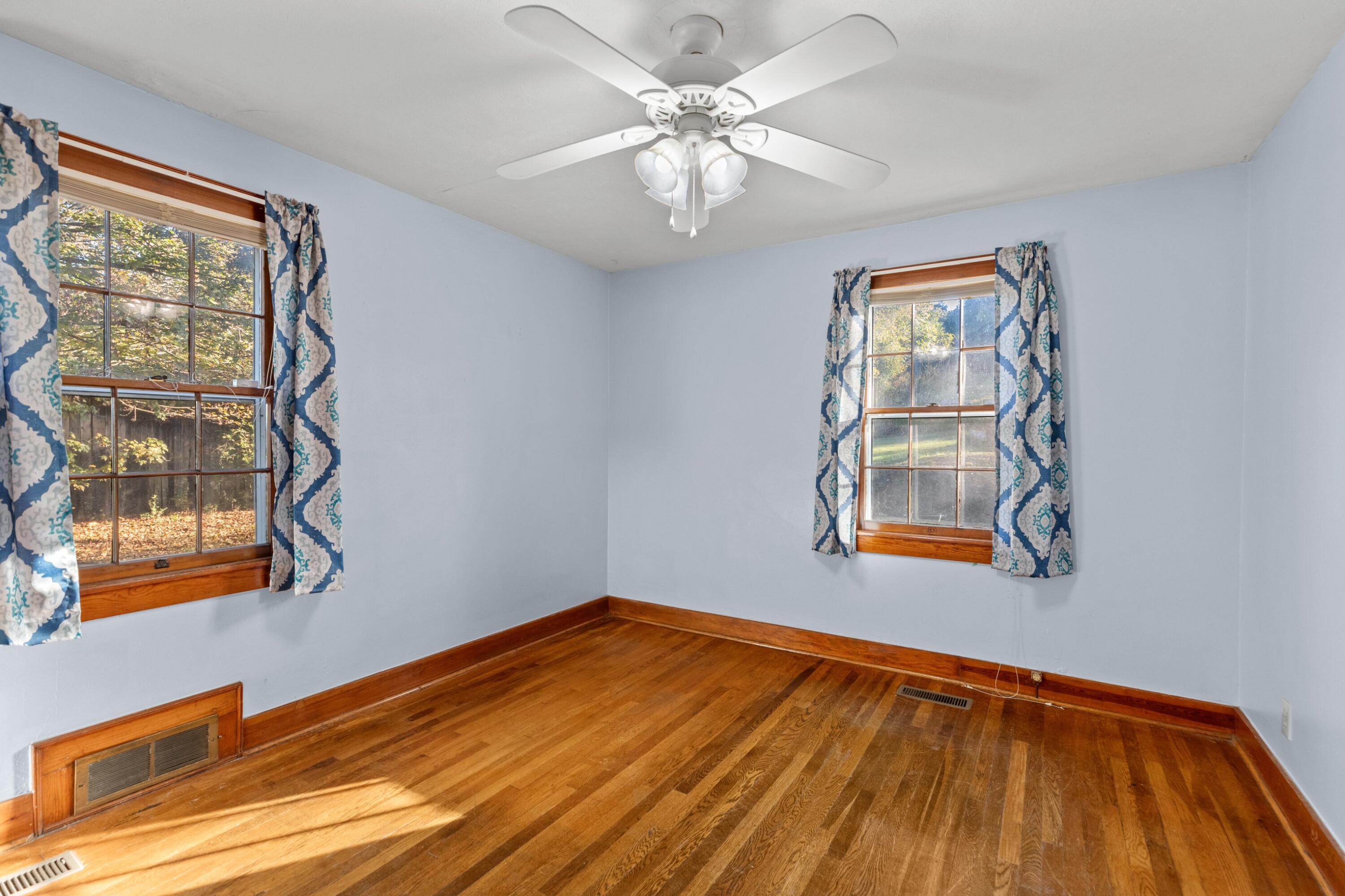 1575 Thompson Creek Road Morristown, TN 37813 - Photo 20 of 57 Thompson Creek RD