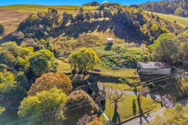 $385,000 | 1575 Thompson Creek Road, Morristown, TN 37813