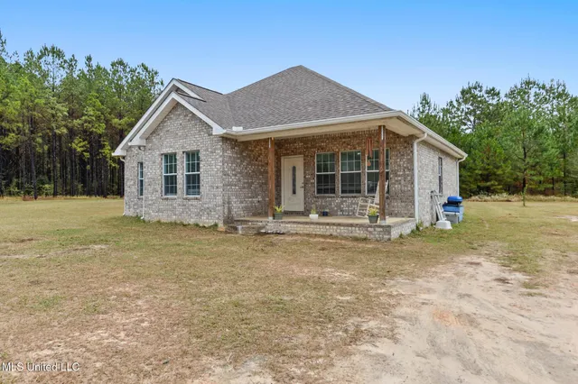 $269,000 | 148 Cochran Road, Lucedale, MS 39452