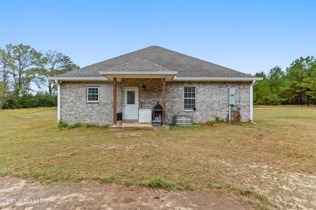 $269,000 | 148 Cochran Road, Lucedale, MS 39452
