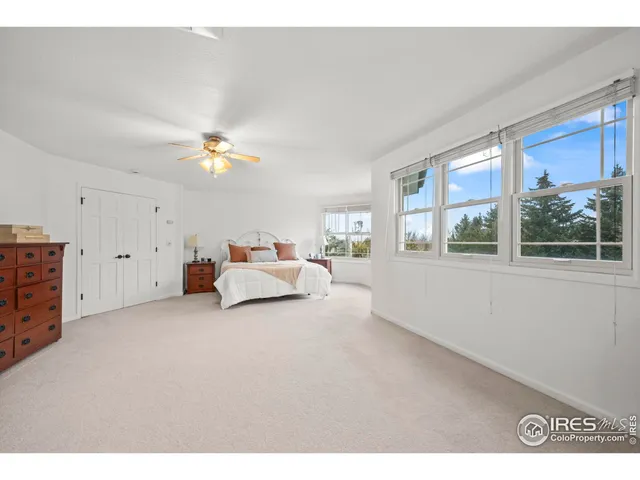 a view of a outdoor space