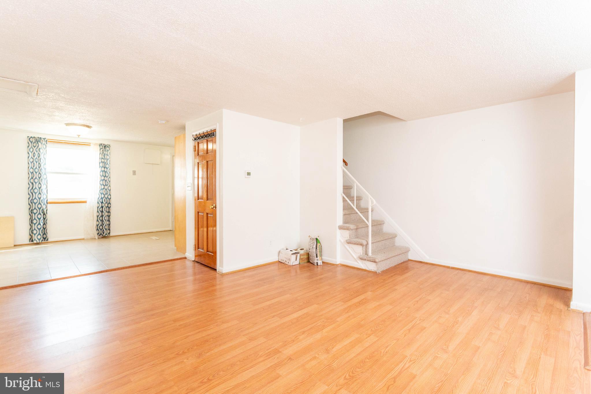 7383 Edsworth Road Baltimore, MD 21222 - Photo 11 of 22 Large open area
