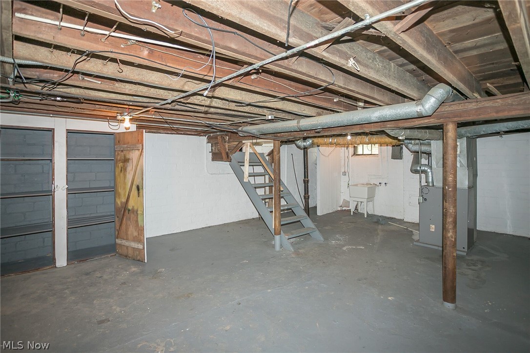 1159 Quilliams Road Cleveland, OH 44121 - Photo 24 of 33 Gallery Image 24