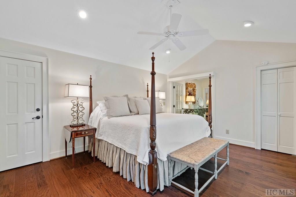 82 Azalea Road Highlands, NC 28741 - Photo 19 of 39 Gallery Image 19