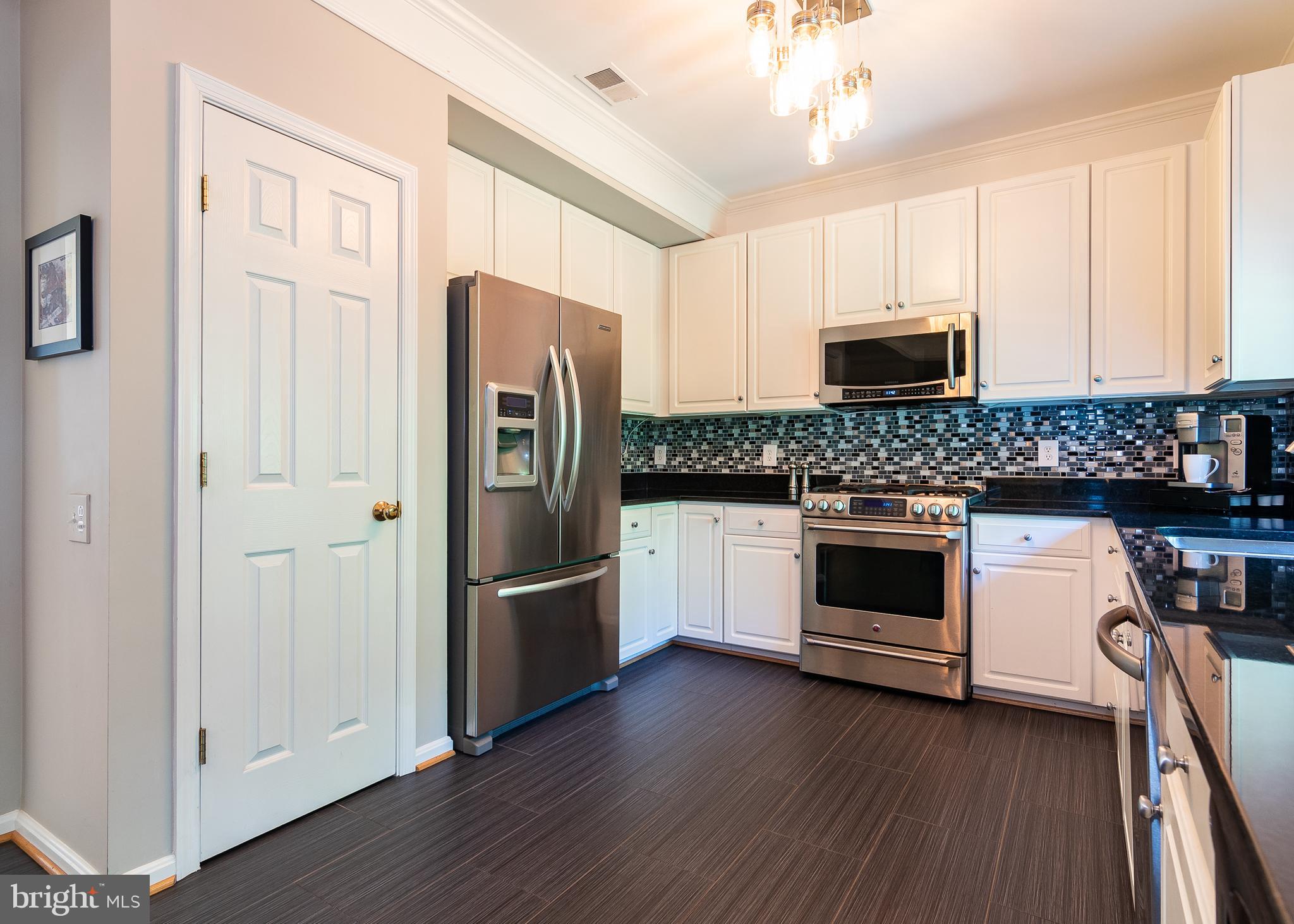 11233 Country Club Road New Market, MD 21774 - Photo 10 of 36 Kitchen