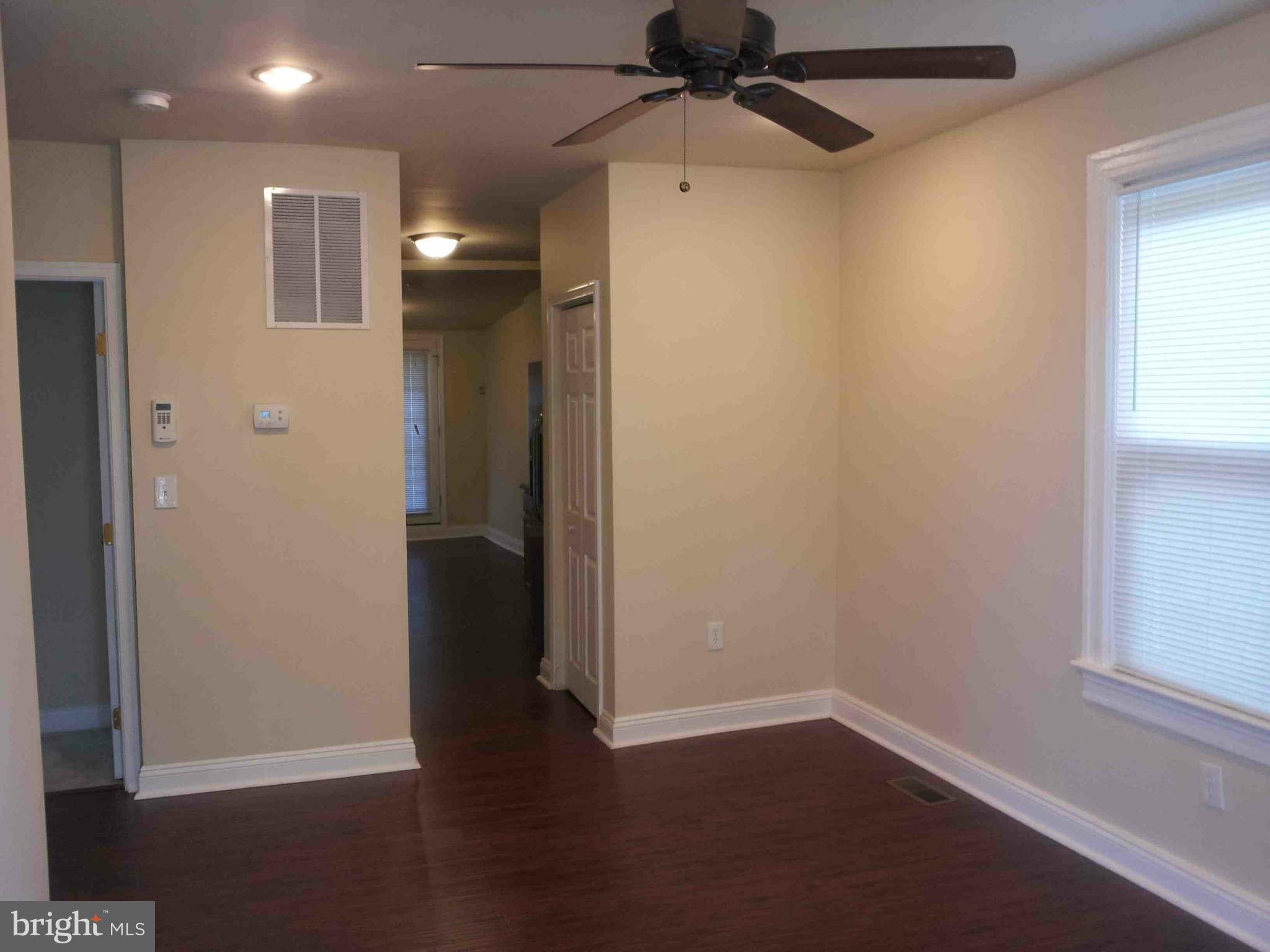 4731 Sheriff Road Northeast Washington, DC 20019 - Photo 3 of 30 Living Room