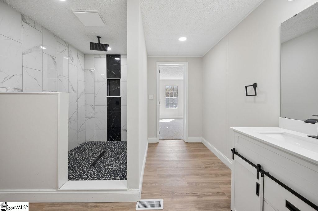 706 Sapphire Court Inman, SC 29349 - Photo 14 of 24