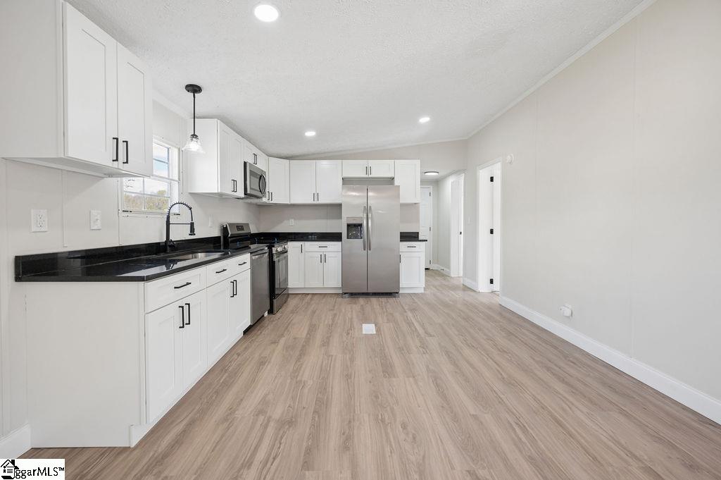 706 Sapphire Court Inman, SC 29349 - Photo 10 of 24