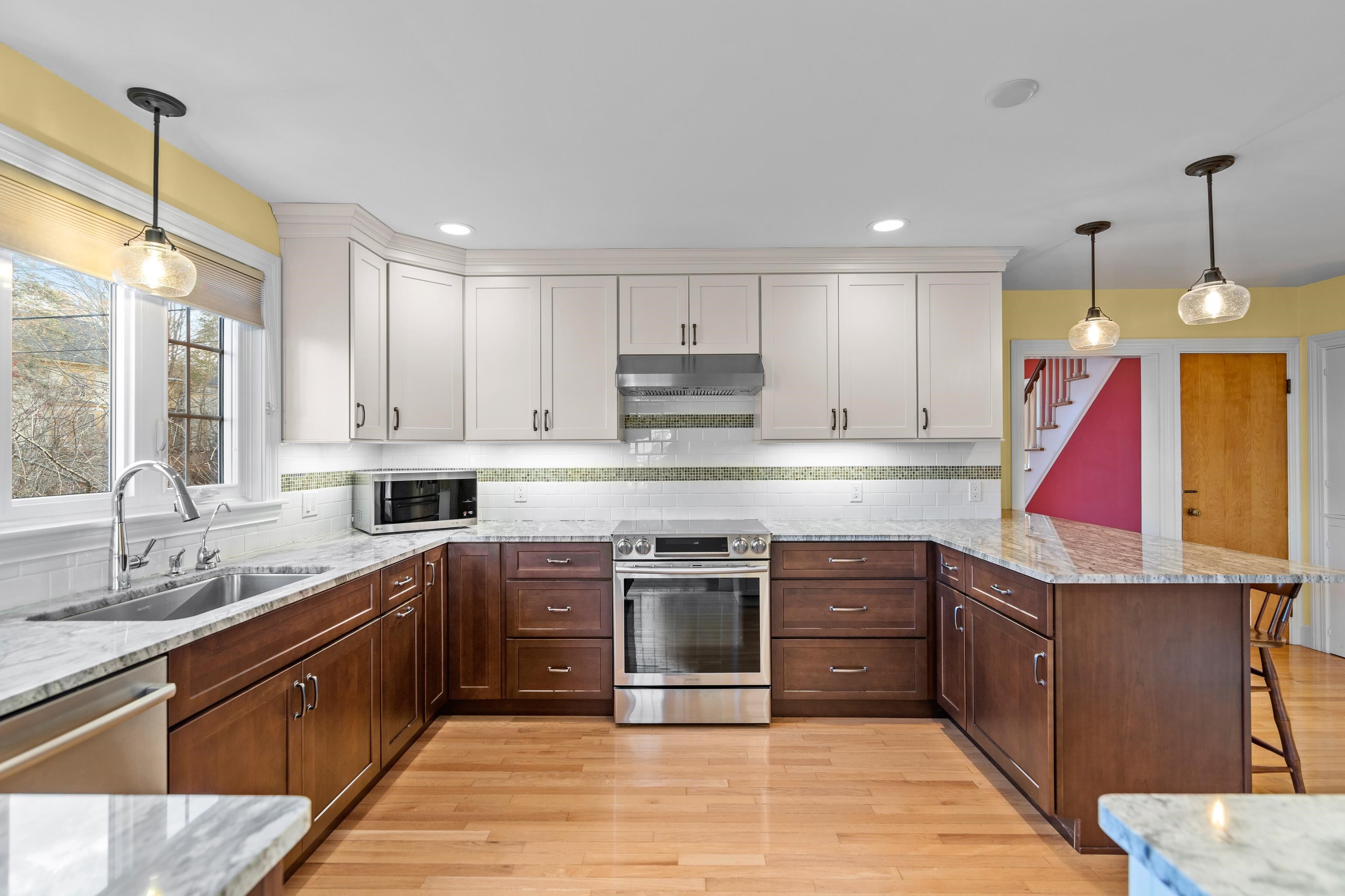 2 Garden Street Somersworth, NH 03878 - Photo 13 of 40