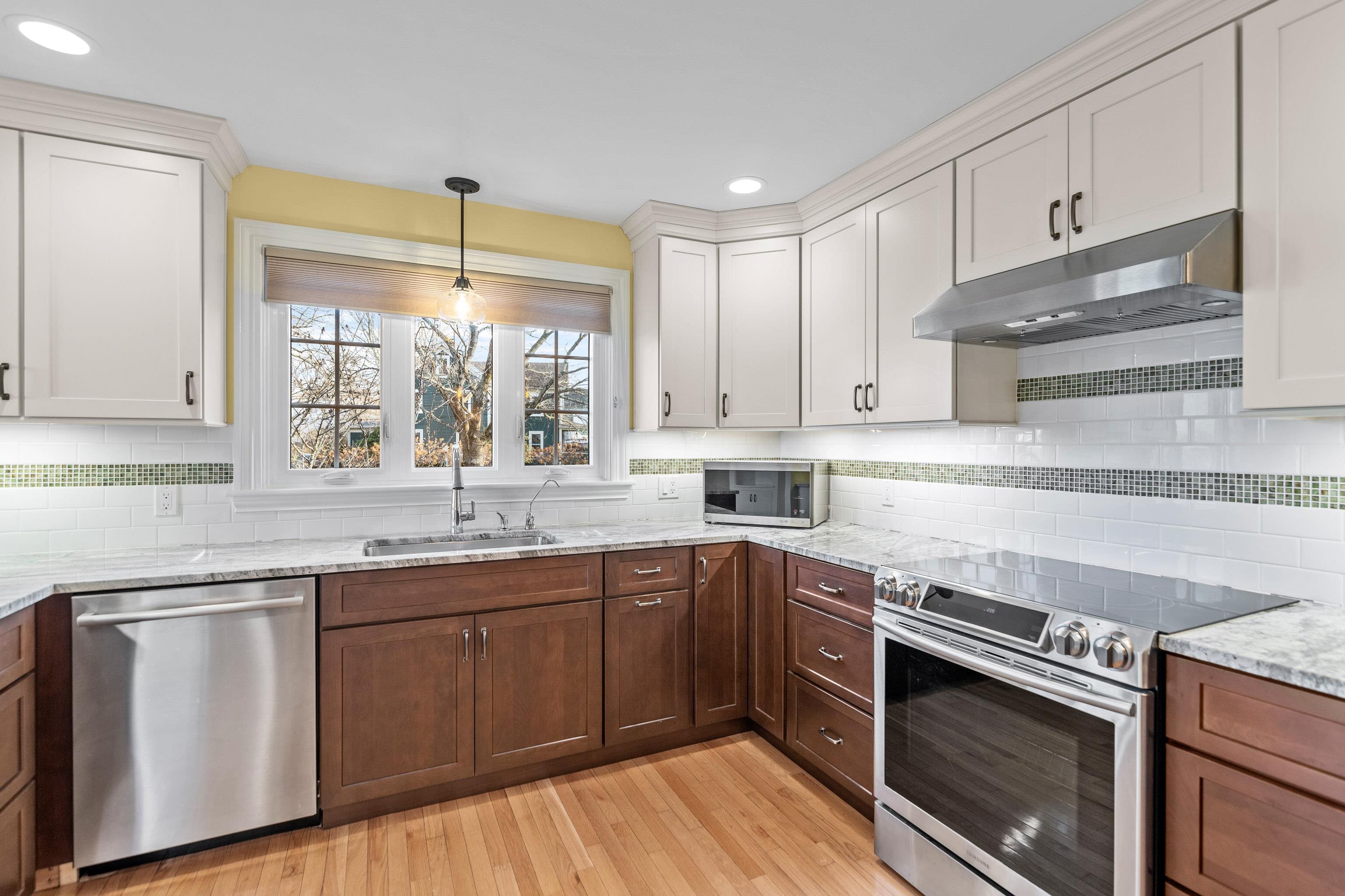 2 Garden Street Somersworth, NH 03878 - Photo 14 of 40