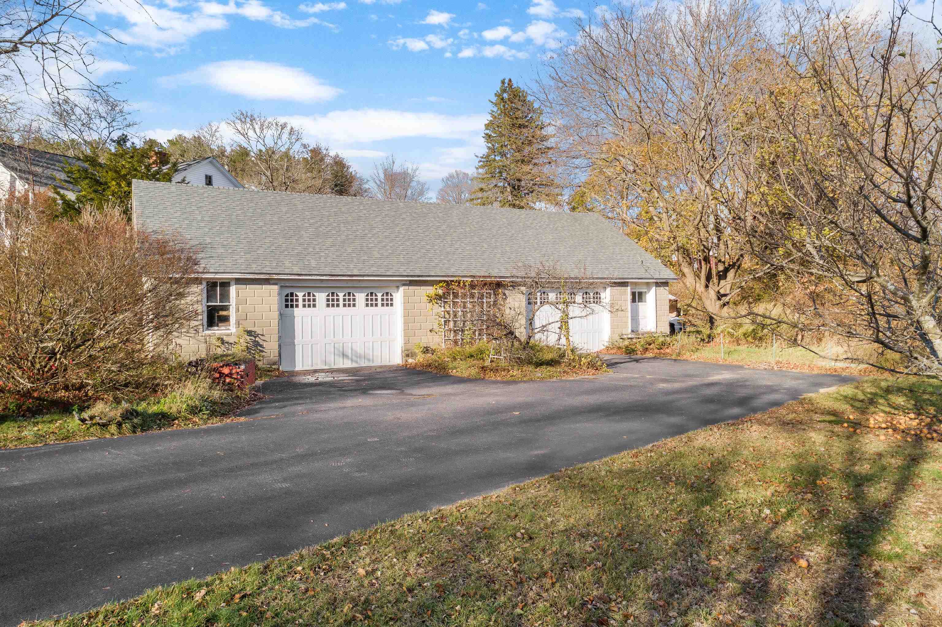 2 Garden Street Somersworth, NH 03878 - Photo 4 of 40