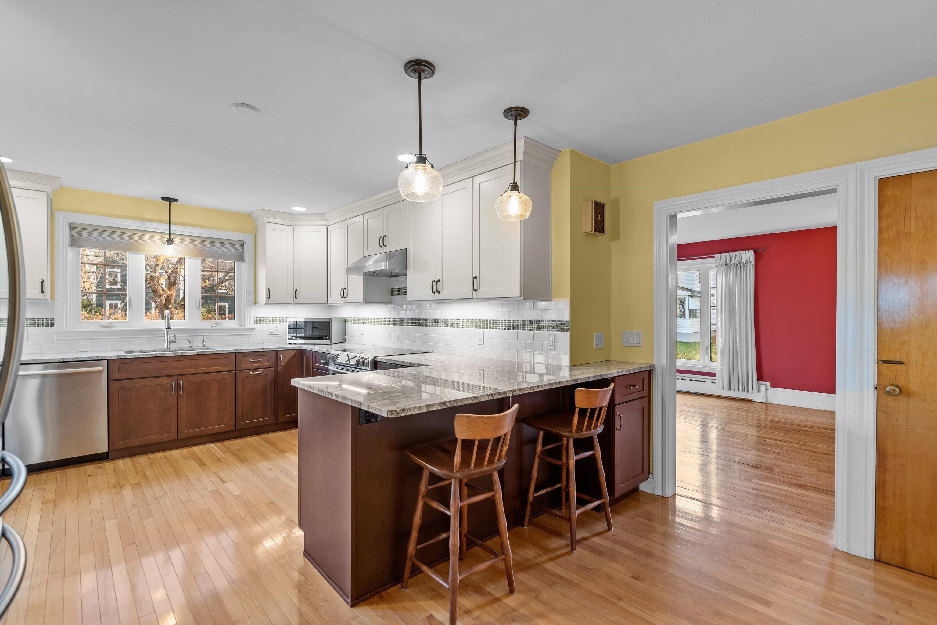 2 Garden Street Somersworth, NH 03878 - Photo 10 of 40