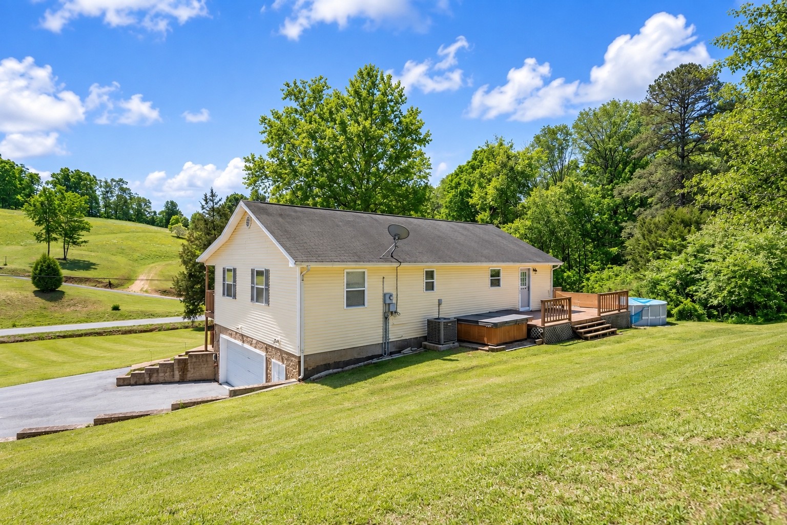 1045 Walnut Grove Church Road Dayton, TN 37321 - Photo 3 of 17 Gallery Image 3