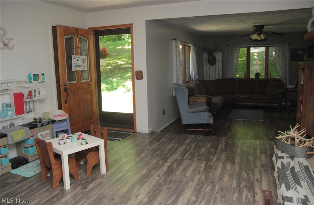 9736 Candy Road Cambridge, OH 43725 - Photo 6 of 32