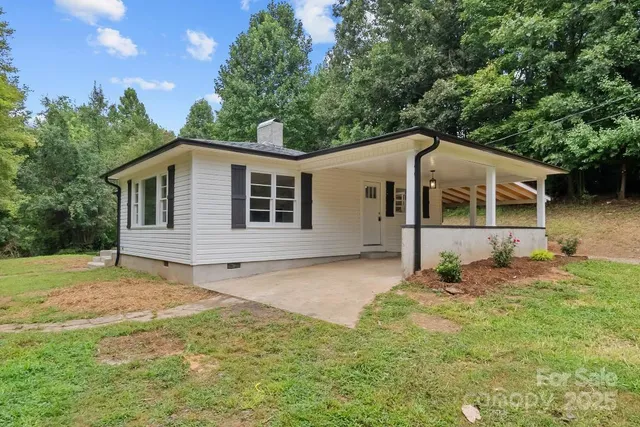 $225,000 | 1419 Roy Dula Place, Lenoir, NC 28645