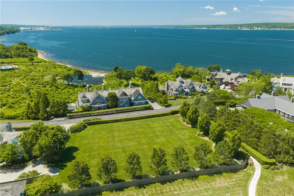 $1,499,000 | 0 Carnegie Harbor Drive, Portsmouth, RI 02871