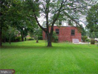 1611 Clearview Road Lansdale, PA 19446 - Photo 3 of 4 Gallery Image 3