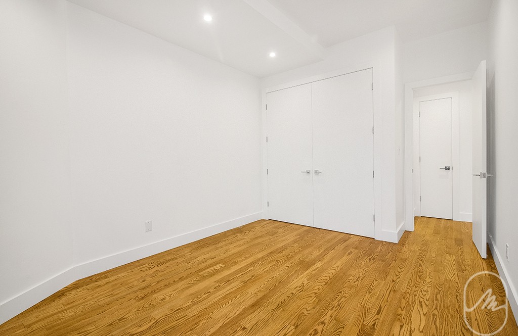 304 East 20th Street, Unit 5D Manhattan, NY 10003 - Photo 4 of 8 Photo 4