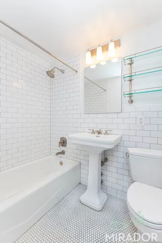 $4,700 | 304 East 20th Street, Unit 5D | Gramercy