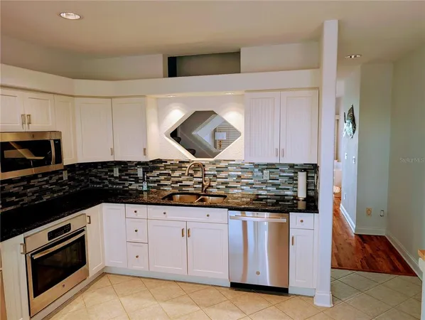 $319,000 | 3000 Ocean Shore Boulevard, Unit 14, Ormond Beach, FL 32176