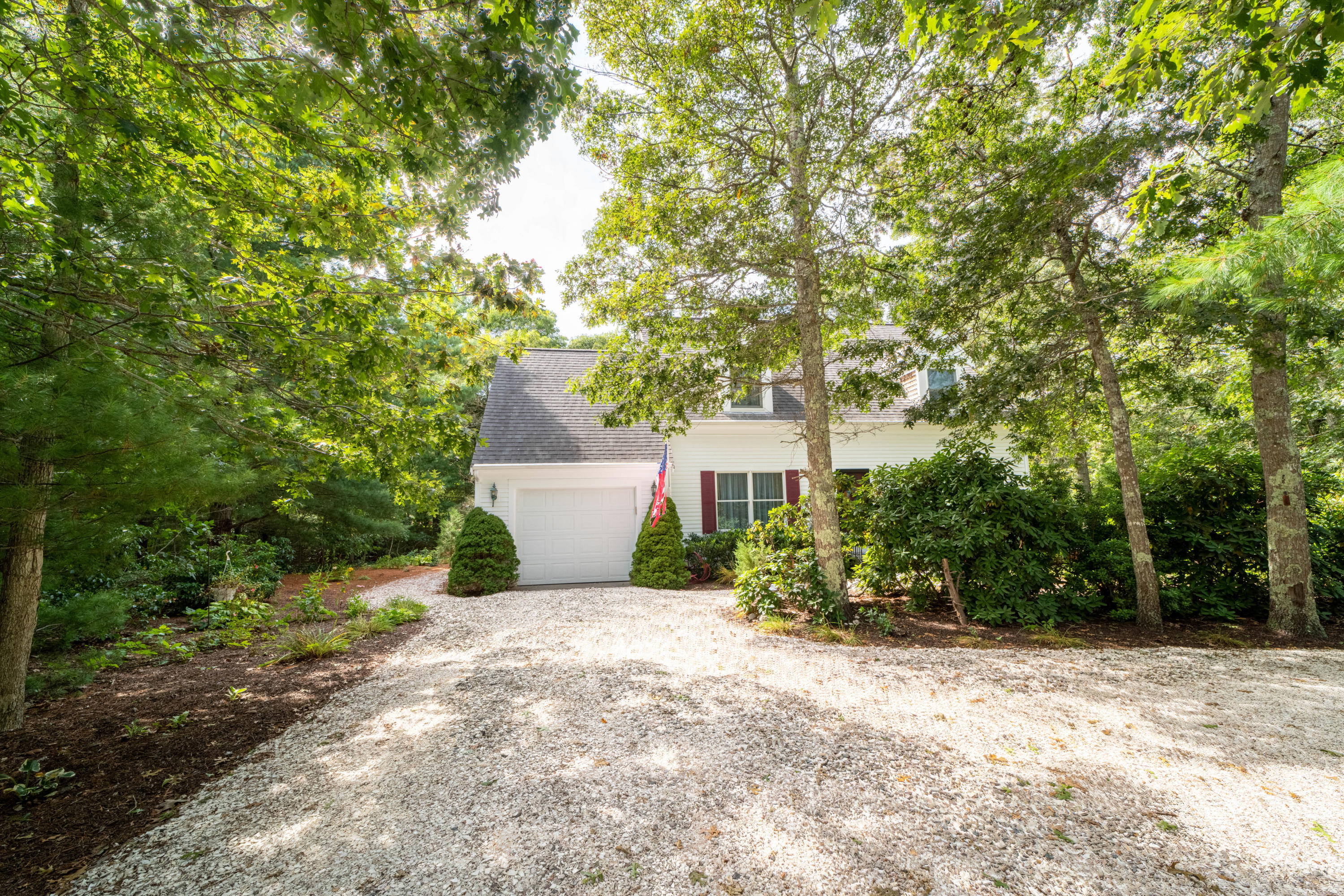 117 Orchard Road Mashpee, MA 02649 - Photo 4 of 33 untitled-18-2-HDR