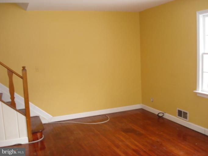 12036 Milton Street Silver Spring, MD 20902 - Photo 2 of 4 Living Room