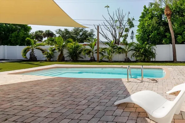 $6,000 | 411 87th Avenue, St. Pete Beach, FL 33706