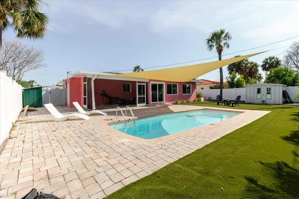 $6,000 | 411 87th Avenue, St. Pete Beach, FL 33706