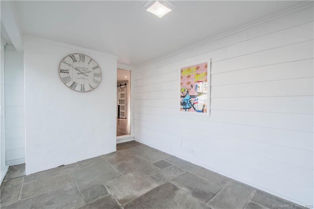 365 Woodbury Road Watertown, CT 06795 - Photo 23 of 29 3-season porch