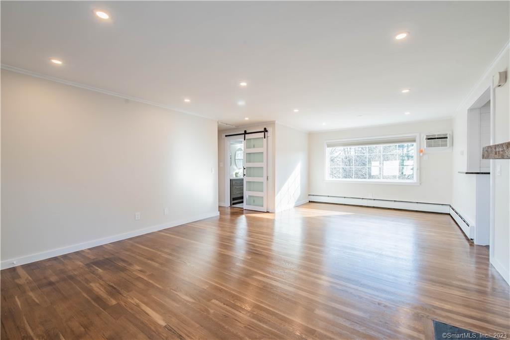 365 Woodbury Road Watertown, CT 06795 - Photo 5 of 29