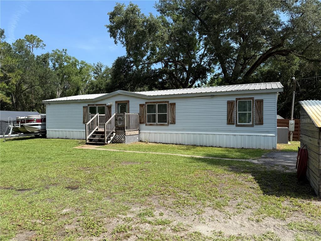40803 Sutorus Road Zephyrhills, FL 33540 - Photo 1 of 1 Front Of Home 40803 Sutorus Road, Zephyrhills Florida