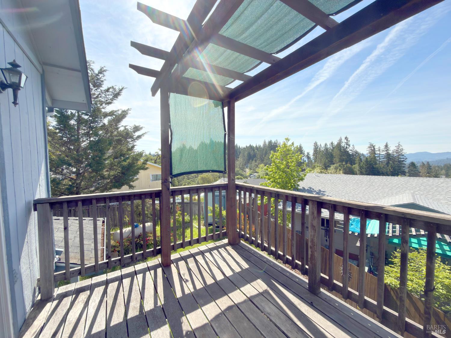 27009 Hawk Court Willits, CA 95490 - Photo 19 of 31